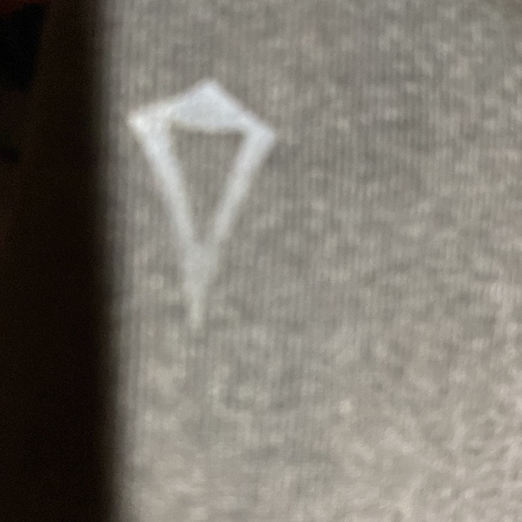 EUC woman’s size 2 reversible Ivivva by Lululemon capris - Picture 5 of 7